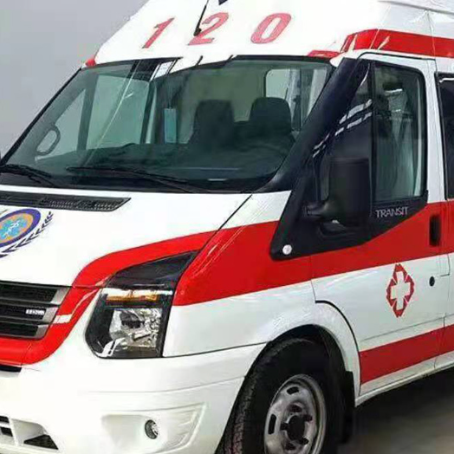 察雅非急救护送病人转院租赁救护车的优缺点对比